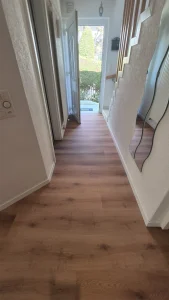 Parquet vinyle moderne à Moutier